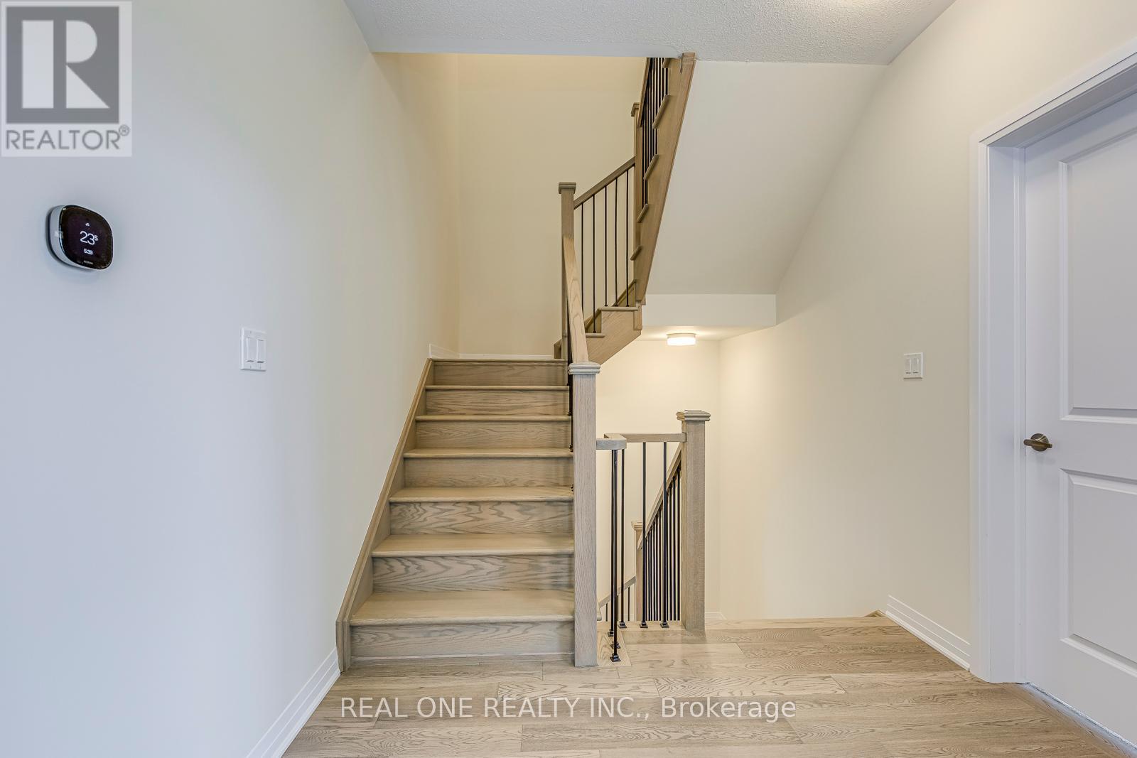 3497 Post Road, Oakville, Ontario  L6H 7W5 - Photo 35 - W12373304