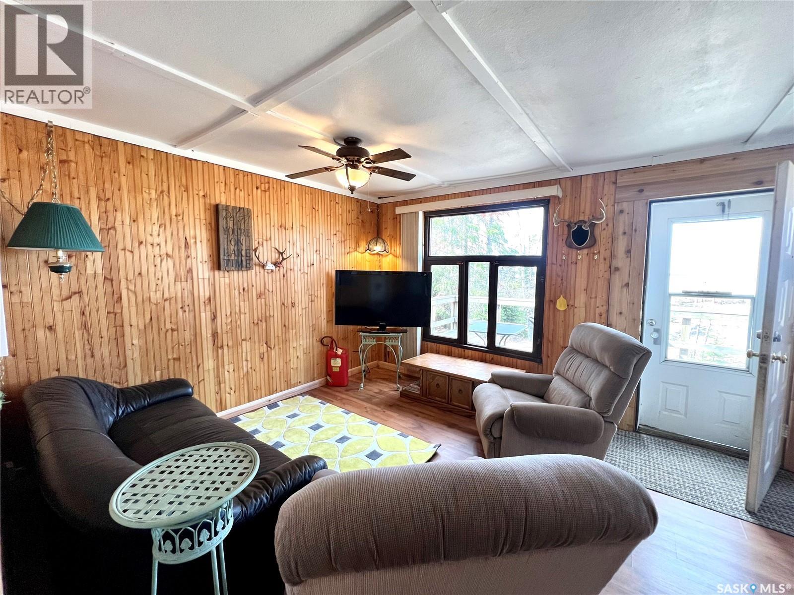 507 Lakeview Avenue, Northern Admin District, Saskatchewan  S0J 1L0 - Photo 13 - SK013793