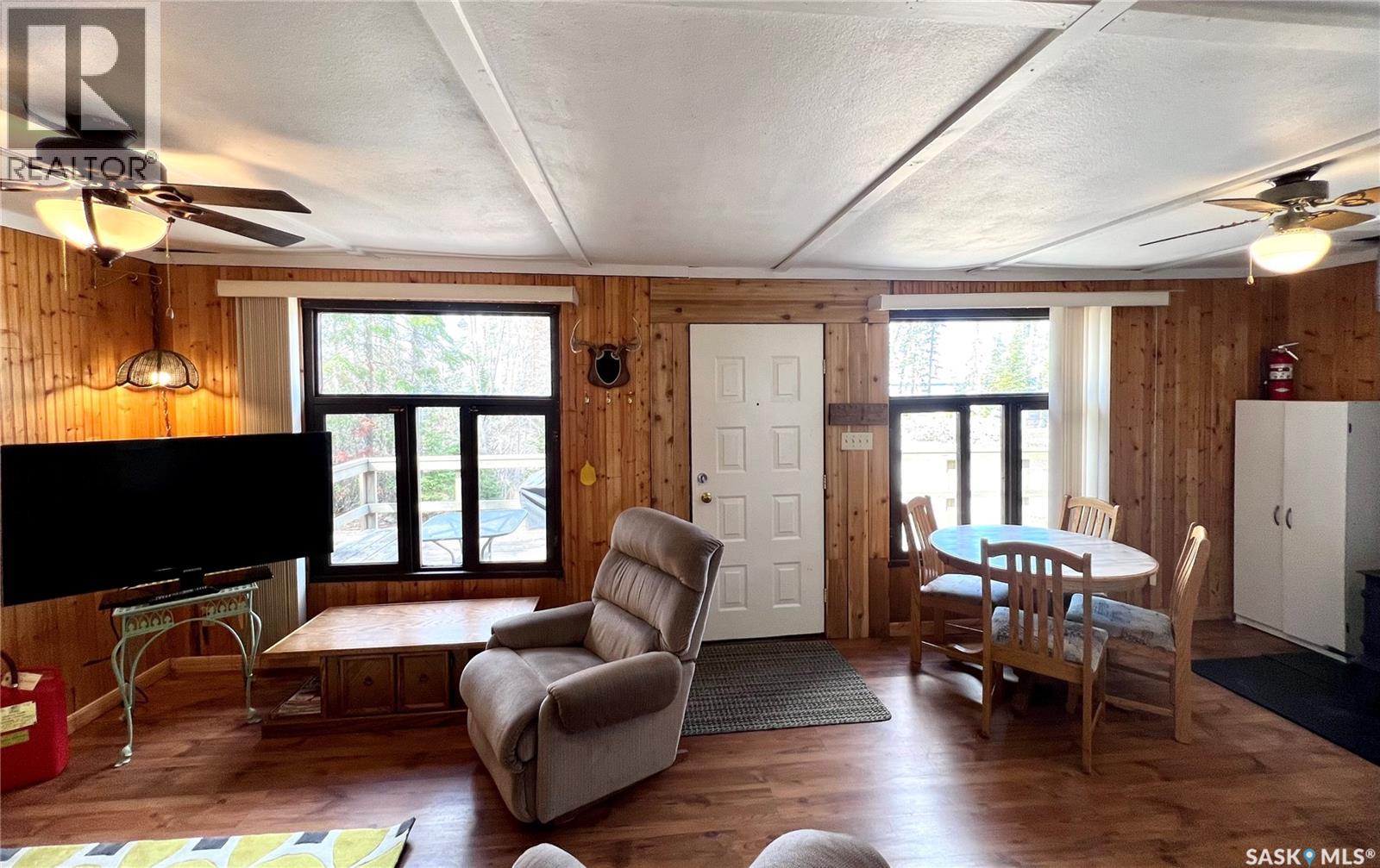 507 Lakeview Avenue, Northern Admin District, Saskatchewan  S0J 1L0 - Photo 11 - SK013793