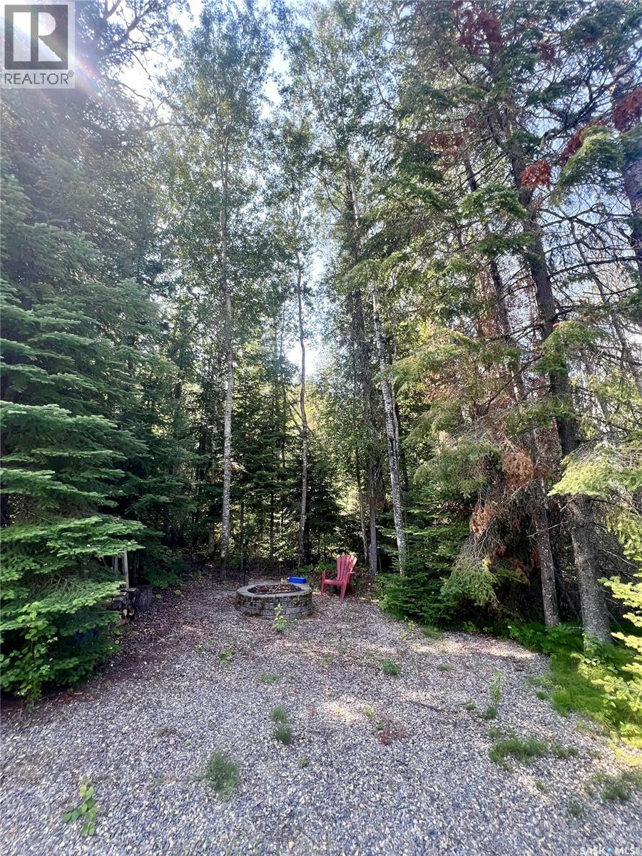 507 Lakeview Avenue, Northern Admin District, Saskatchewan  S0J 1L0 - Photo 10 - SK013793
