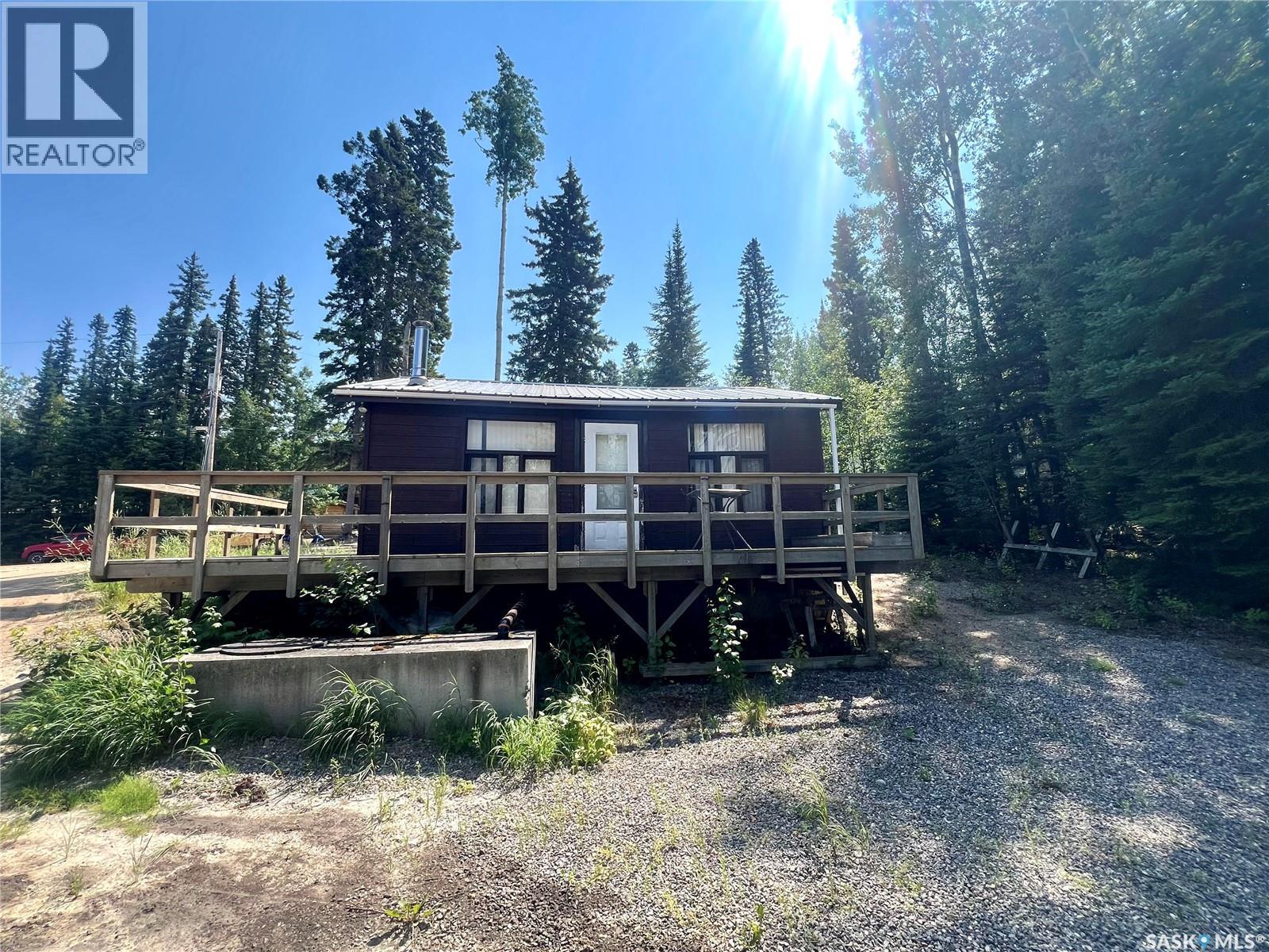 507 Lakeview Avenue, Northern Admin District, Saskatchewan  S0J 1L0 - Photo 5 - SK013793
