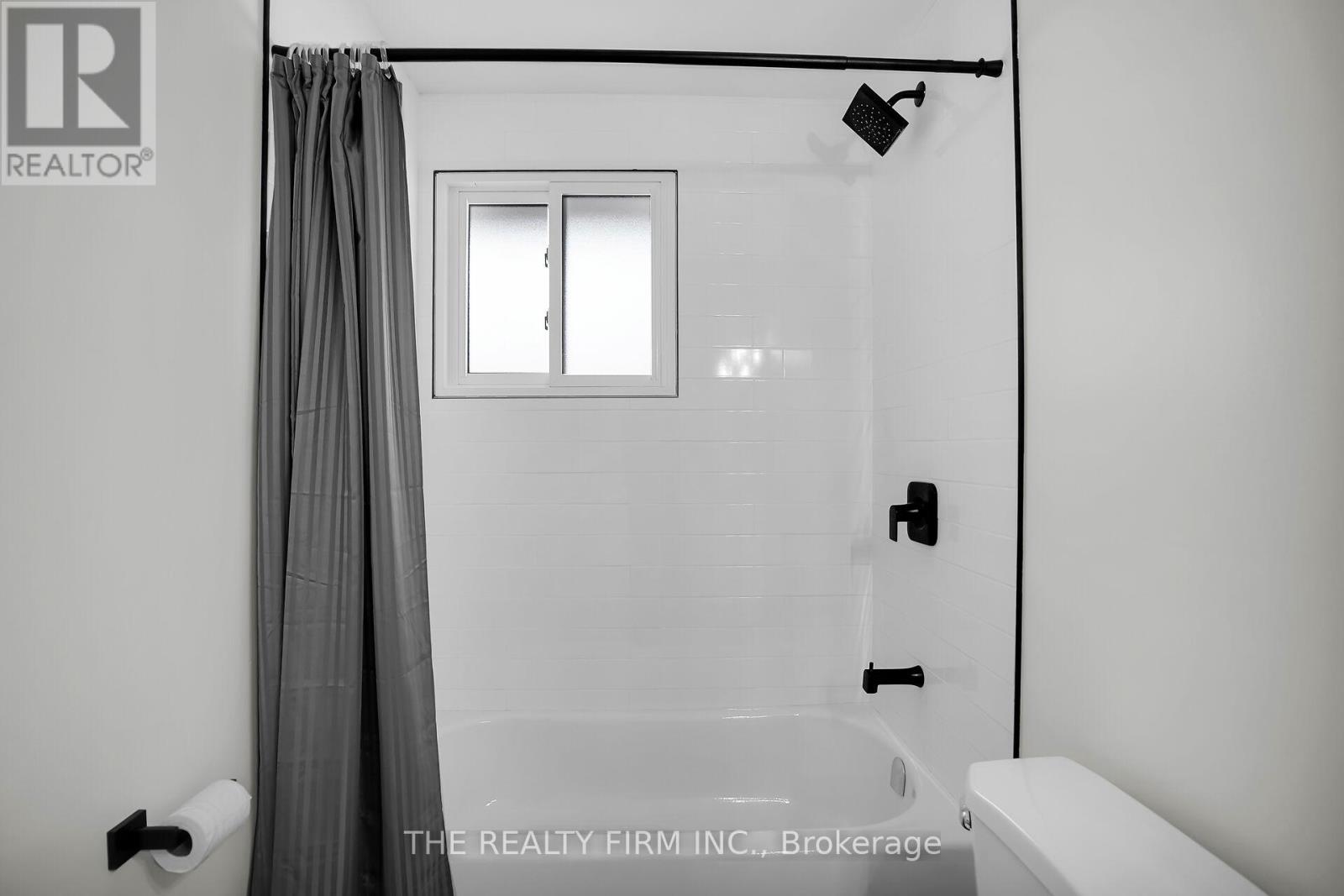 270 Highview Crescent, London South, Ontario  N6J 4E3 - Photo 13 - X12373327