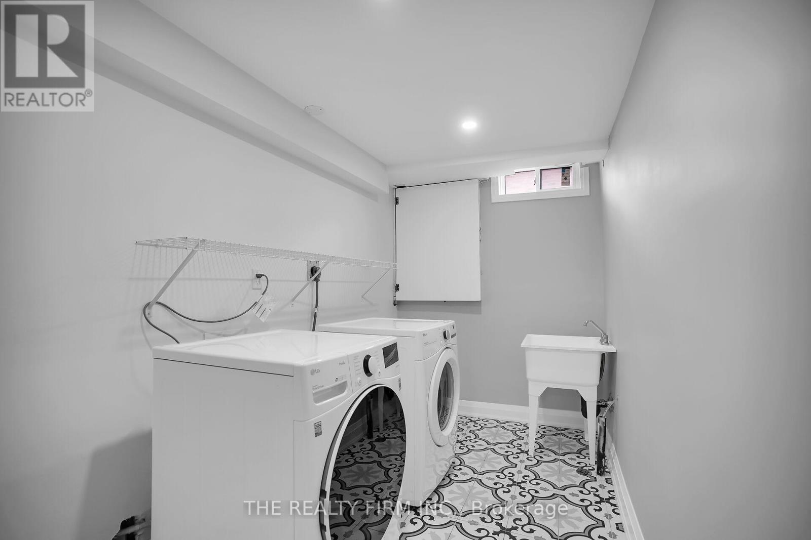 270 Highview Crescent, London South, Ontario  N6J 4E3 - Photo 27 - X12373327