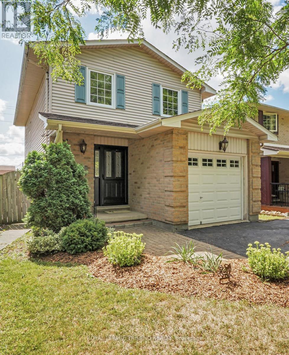 29 Chancton Crescent, London South, Ontario  N6E 2Y5 - Photo 1 - X12373333