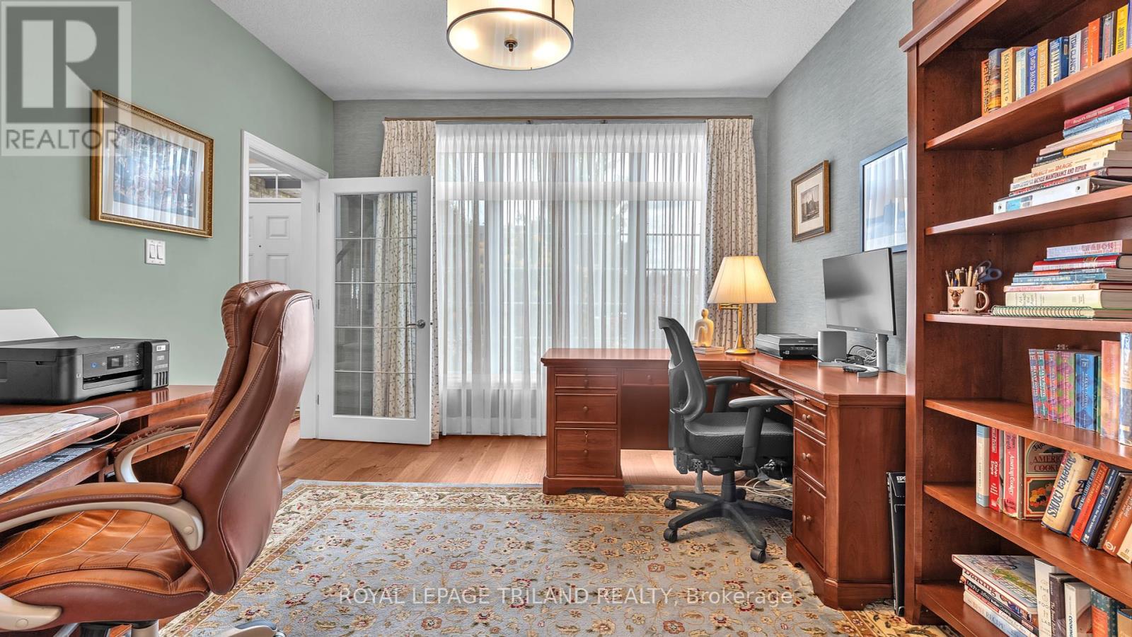 823 Longworth Road, London South, Ontario  N6K 0B6 - Photo 18 - X12373391