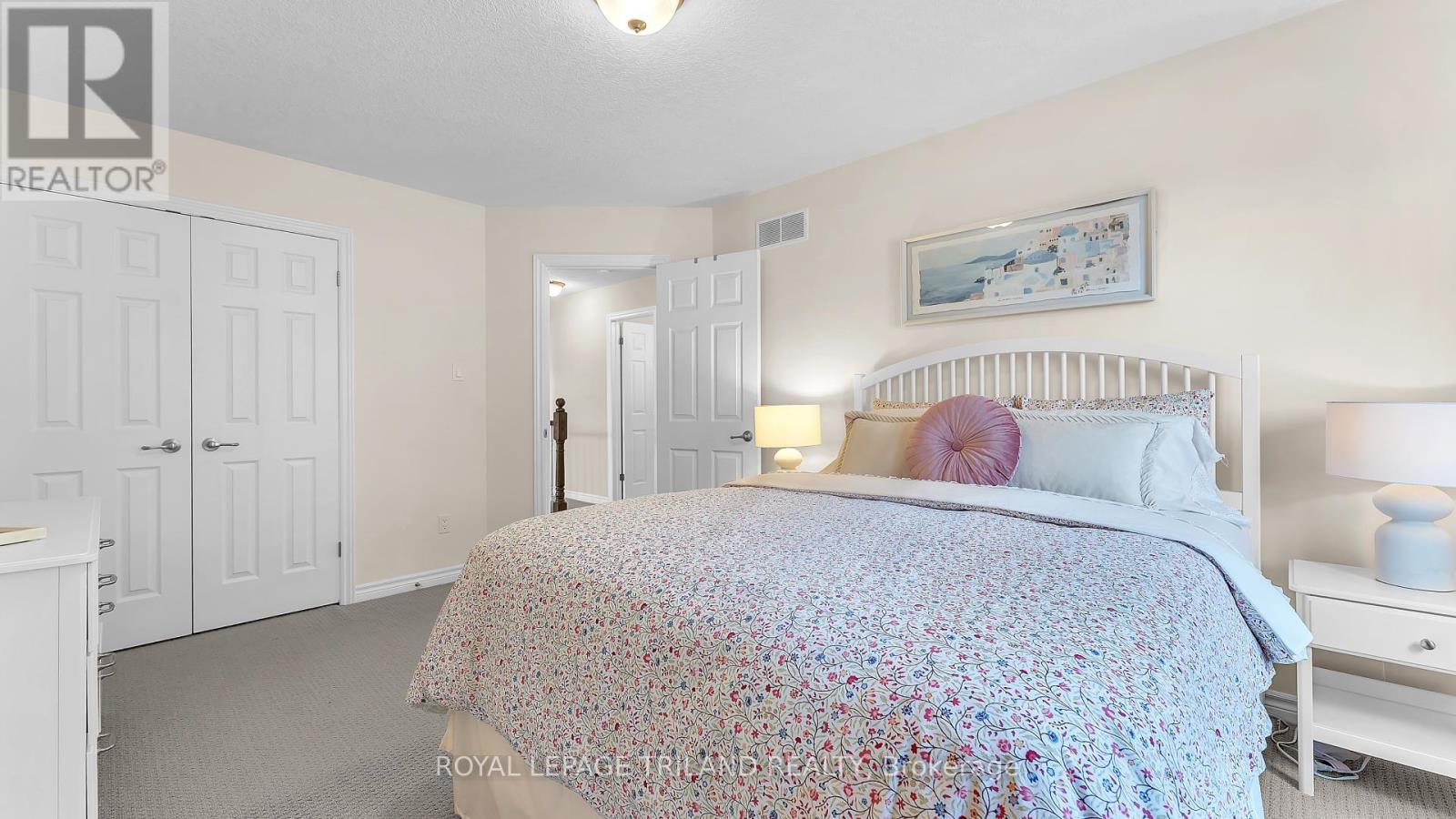 823 Longworth Road, London South, Ontario  N6K 0B6 - Photo 21 - X12373391
