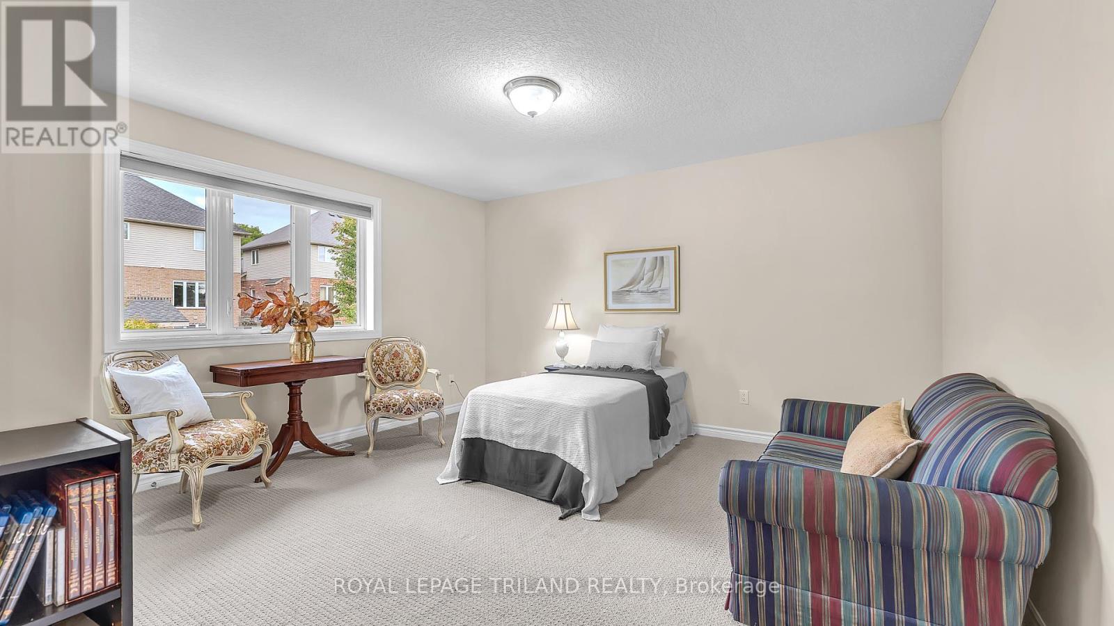 823 Longworth Road, London South, Ontario  N6K 0B6 - Photo 22 - X12373391
