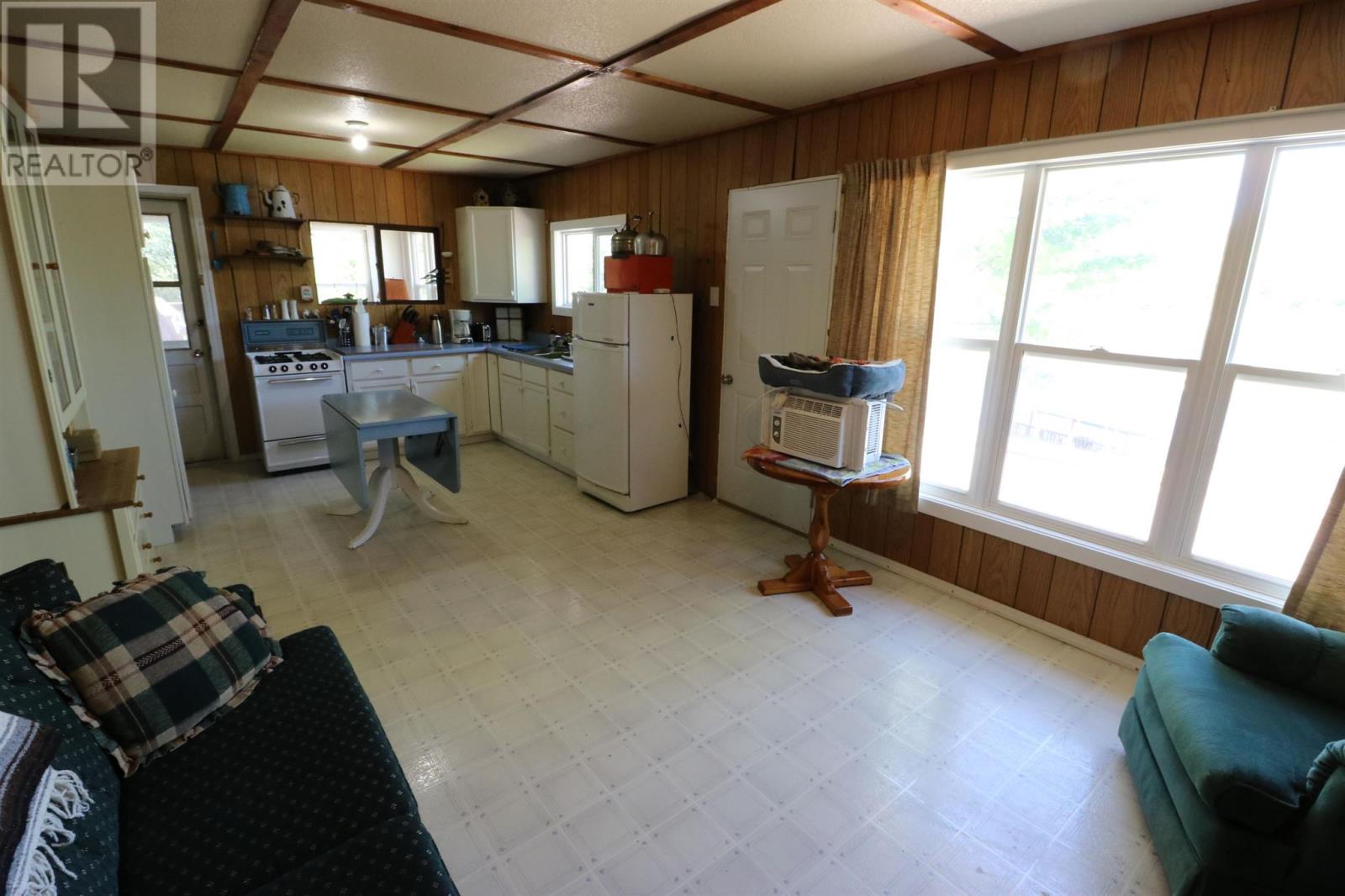 Cl4111 Winnipeg River, Kenora, Ontario  P9N 0B9 - Photo 14 - TB250425