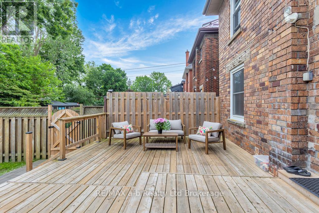 33 Stanley Street, St. Thomas, Ontario  N5R 3E7 - Photo 6 - X12373320