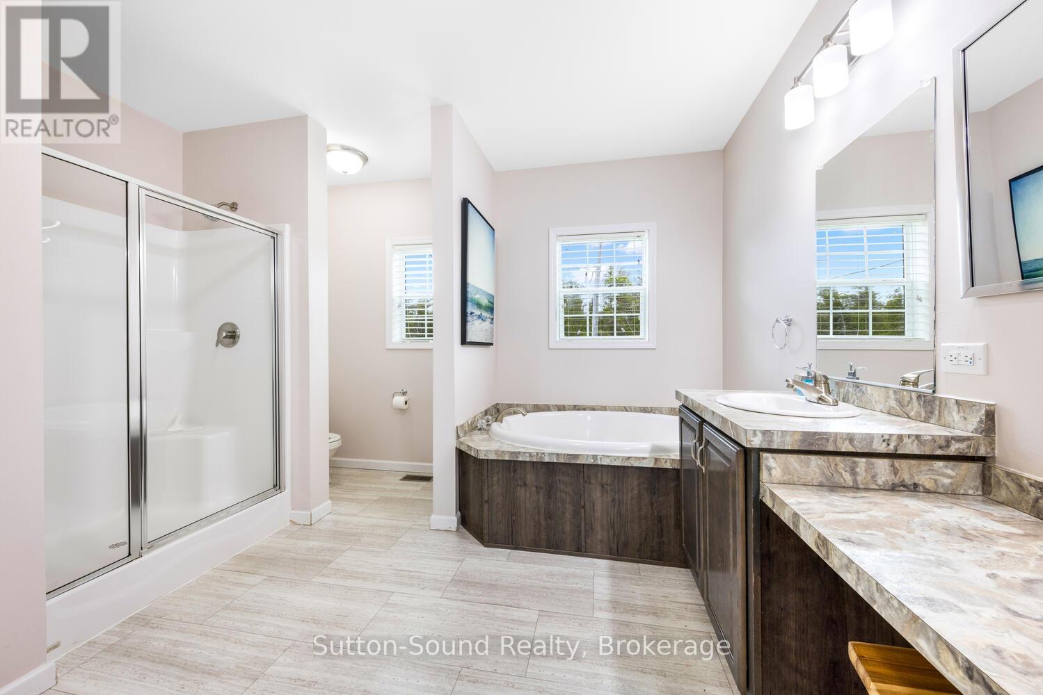 682 Dorcas Bay Road, Northern Bruce Peninsula, Ontario  N0H 2R0 - Photo 17 - X12373364