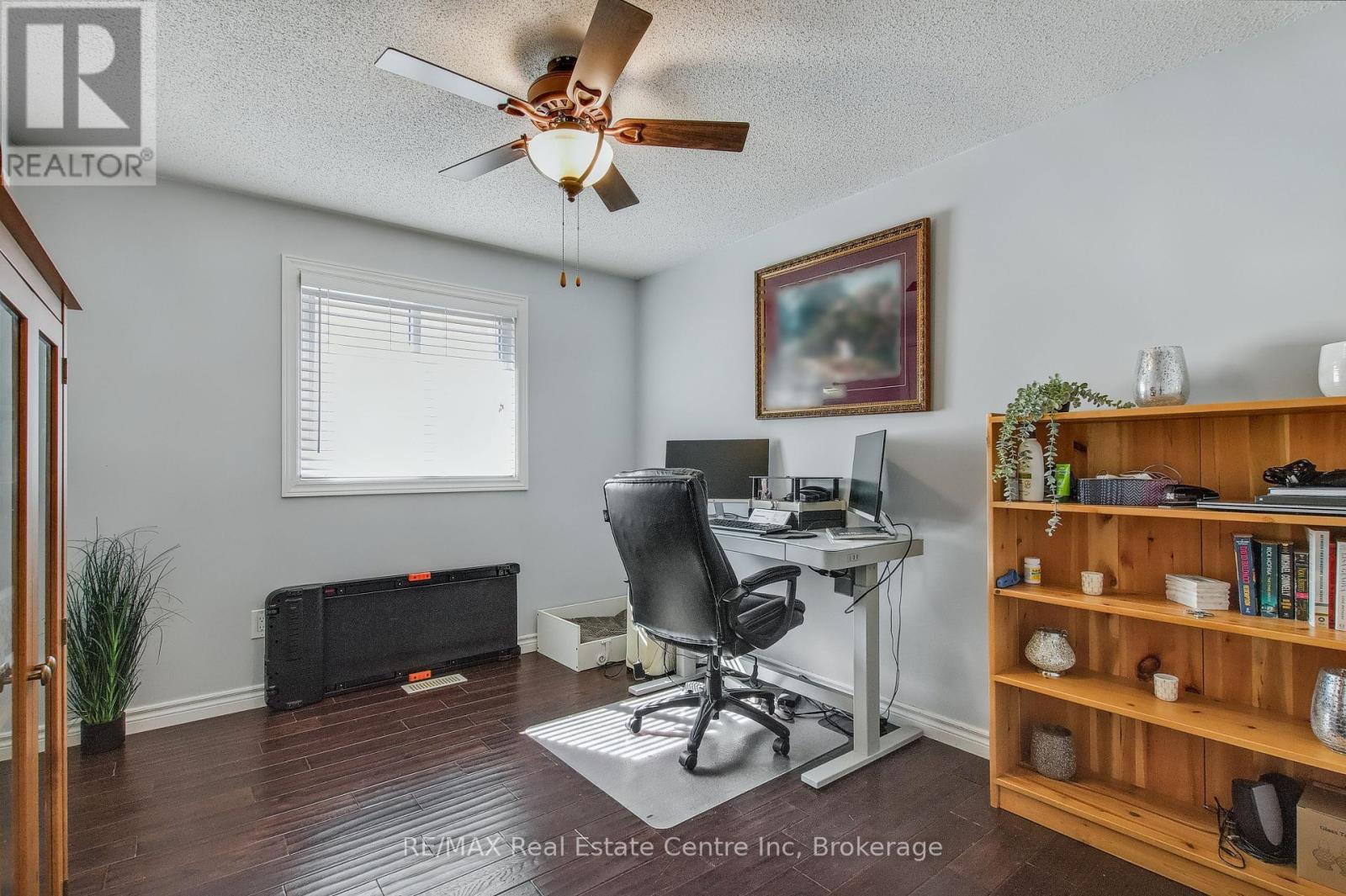 24 Darby Road, Guelph (Willow West/sugarbush/west Acres), Ontario  N1K 1R4 - Photo 19 - X12373371