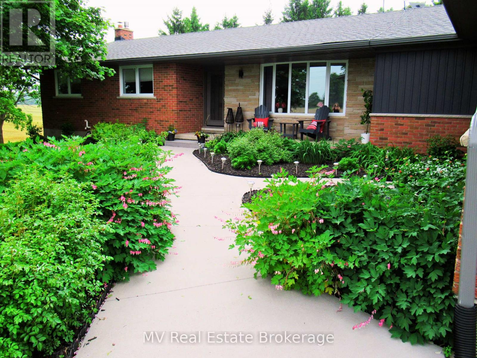 8378 Wellington Road 22, Centre Wellington, Ontario  N0B 2K0 - Photo 4 - X12373384
