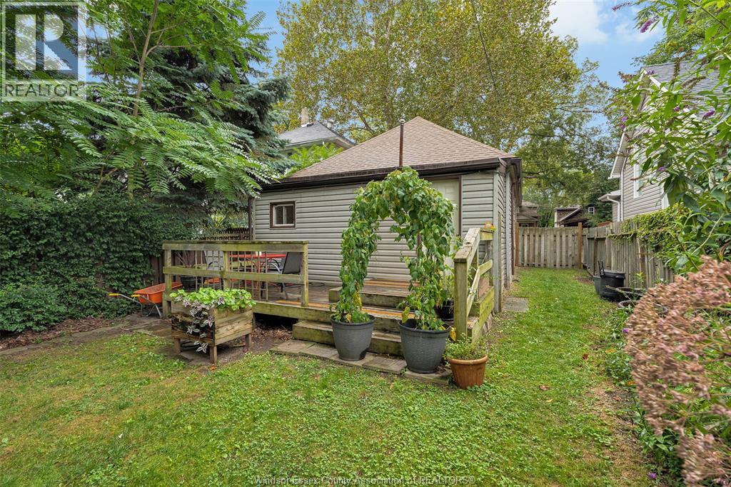 3145 Donnelly, Windsor, Ontario  N9C 1M3 - Photo 23 - 25022015