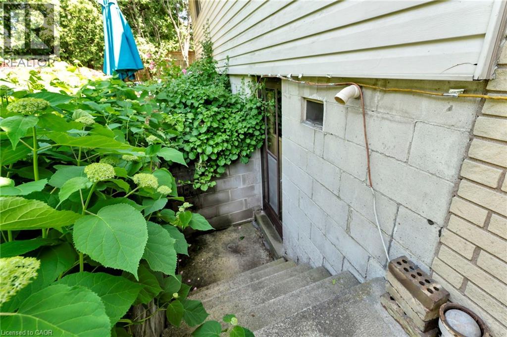 152 San Pedro Drive, Hamilton, Ontario  L9C 2C8 - Photo 40 - 40743671