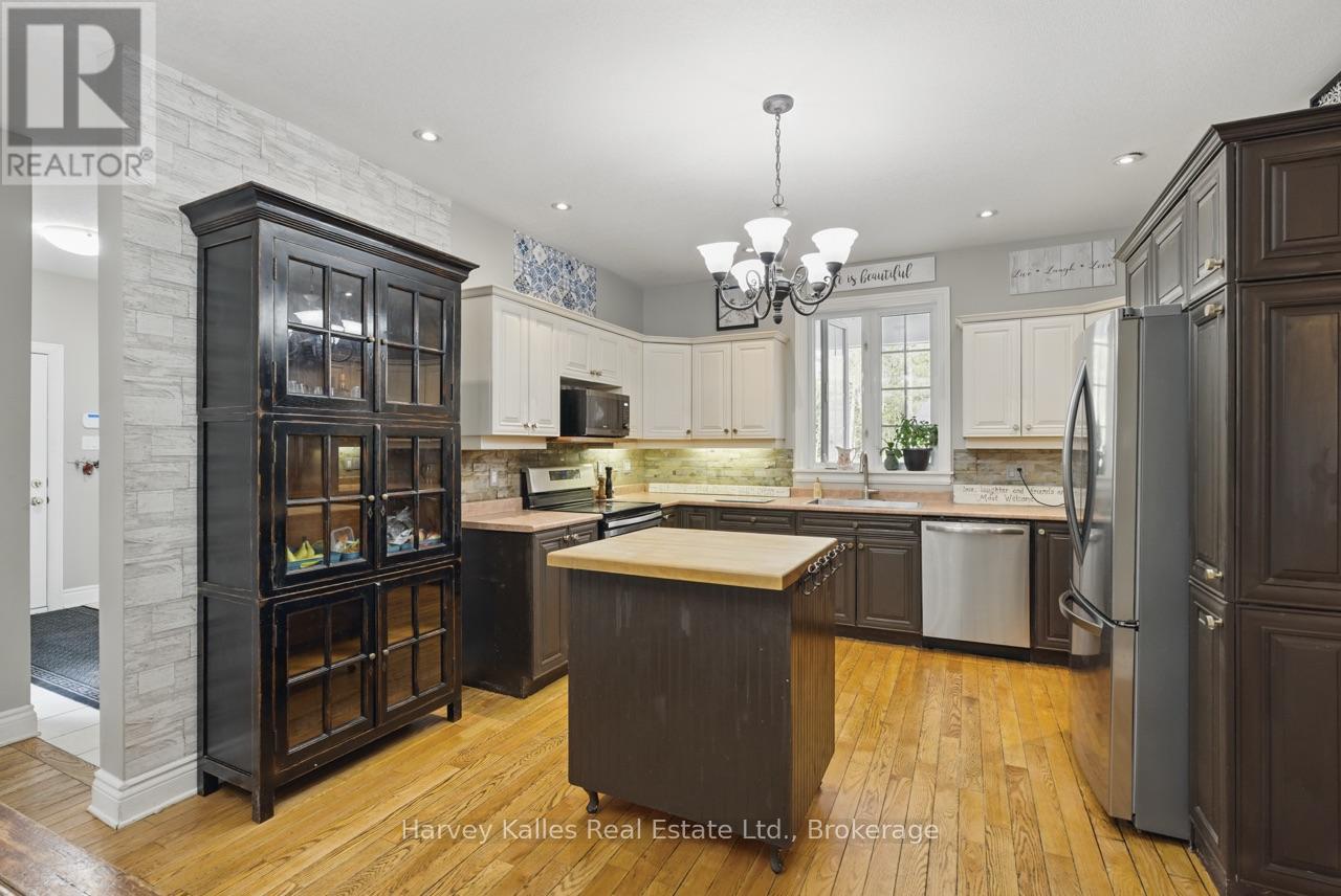 9 Melane Court, Bracebridge, Ontario  P1L 1X7 - Photo 11 - X12149307