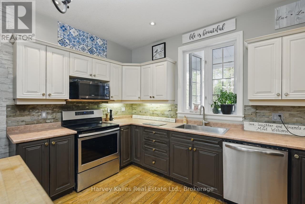 9 Melane Court, Bracebridge, Ontario  P1L 1X7 - Photo 12 - X12149307