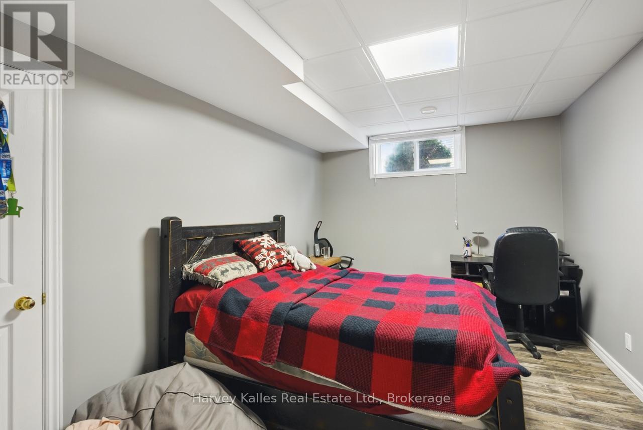 9 Melane Court, Bracebridge, Ontario  P1L 1X7 - Photo 34 - X12149307