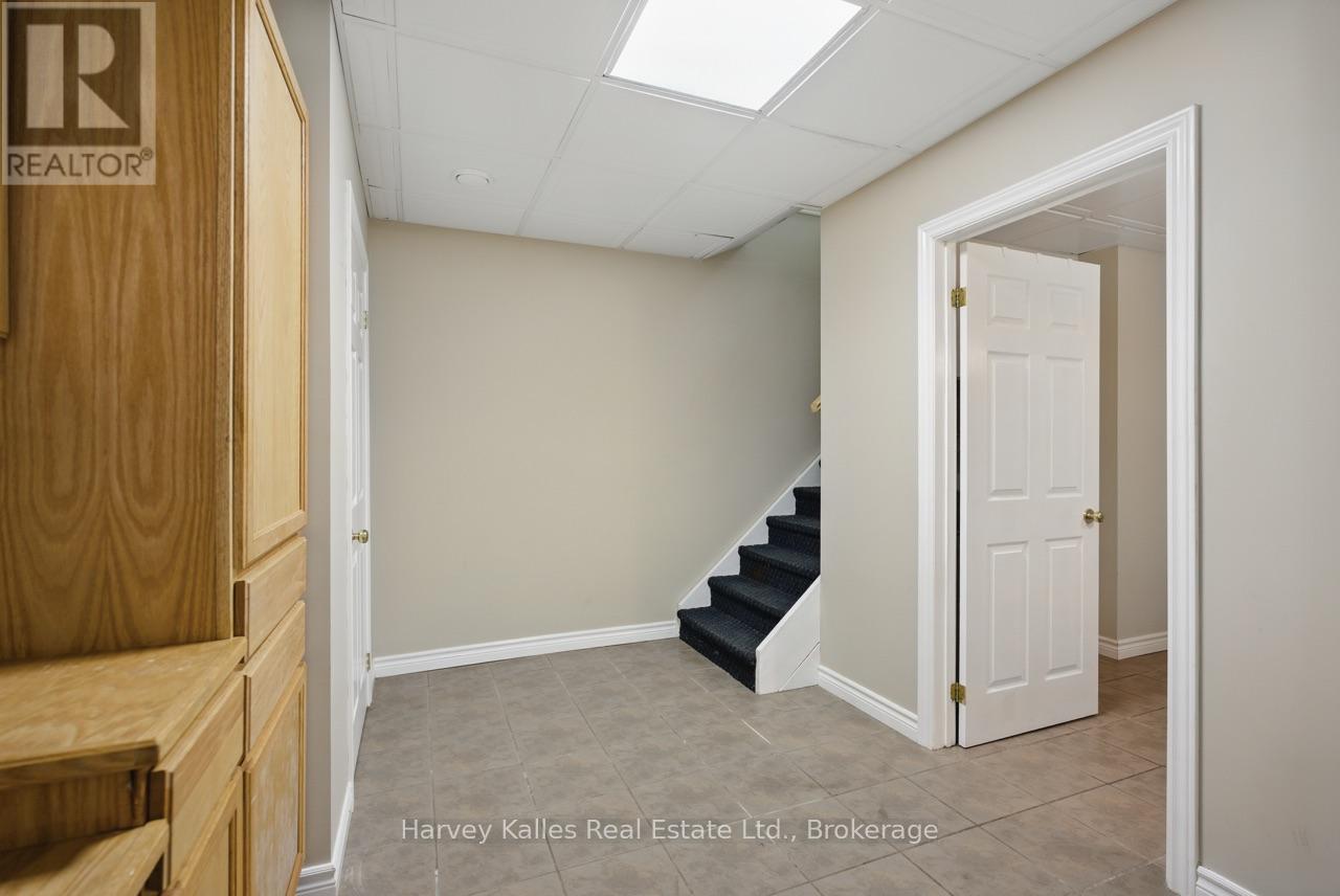 9 Melane Court, Bracebridge, Ontario  P1L 1X7 - Photo 37 - X12149307