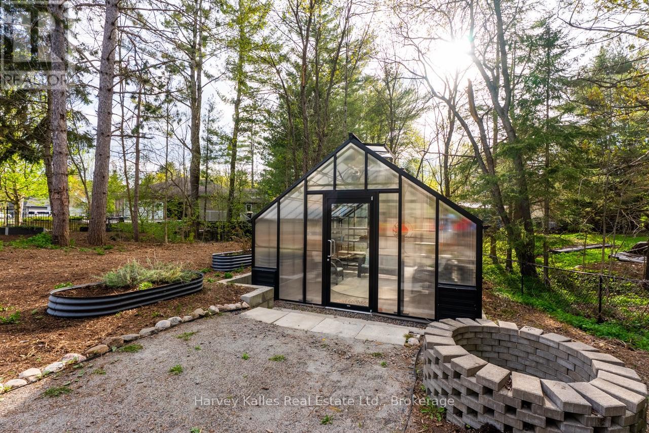 9 Melane Court, Bracebridge, Ontario  P1L 1X7 - Photo 41 - X12149307