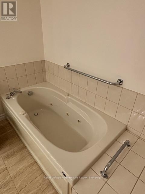 114 - 155 Timmins Street, North Bay, Ontario  P1B 9K8 - Photo 35 - X12352000