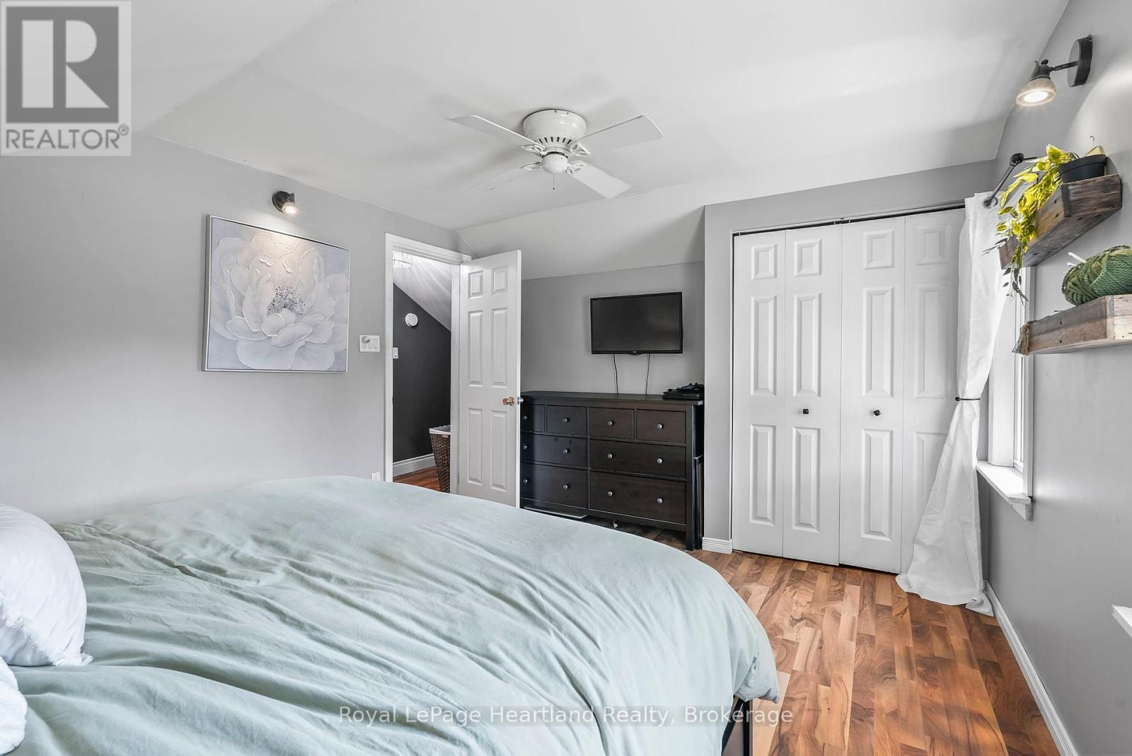 67 Robertson Street, Minto, Ontario  N0G 1Z0 - Photo 18 - X12329606