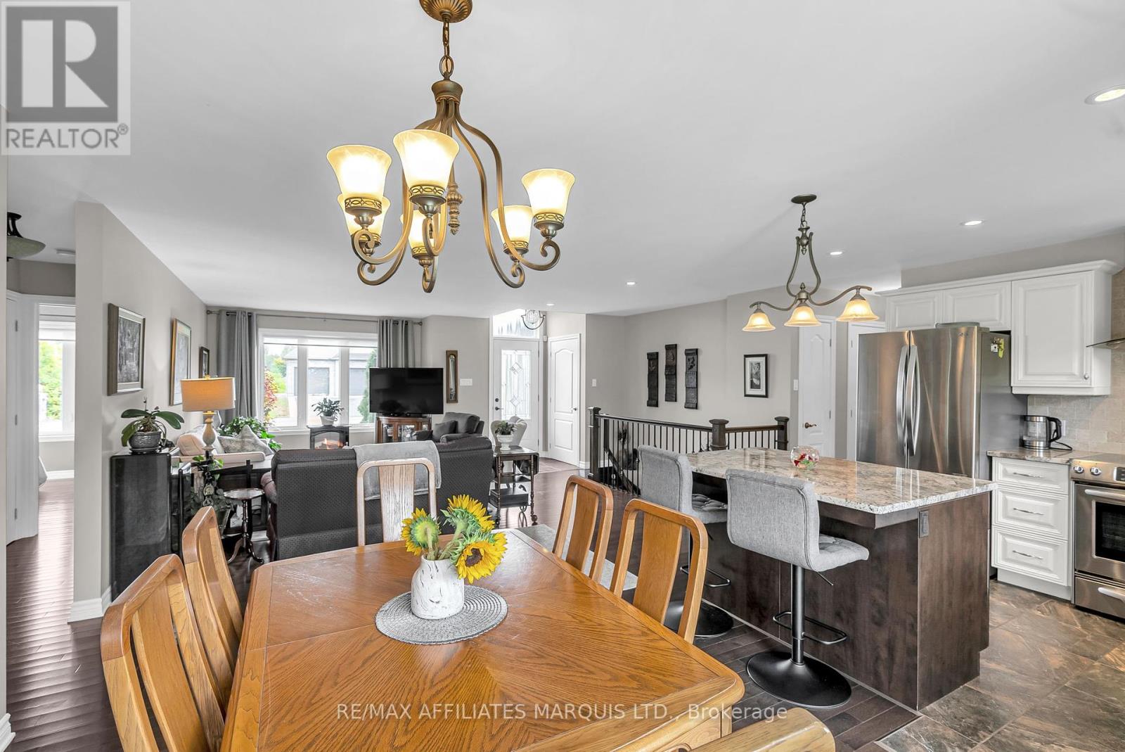6708 Yacht Boulevard, Cornwall, Ontario  K6H 7N6 - Photo 16 - X12373335
