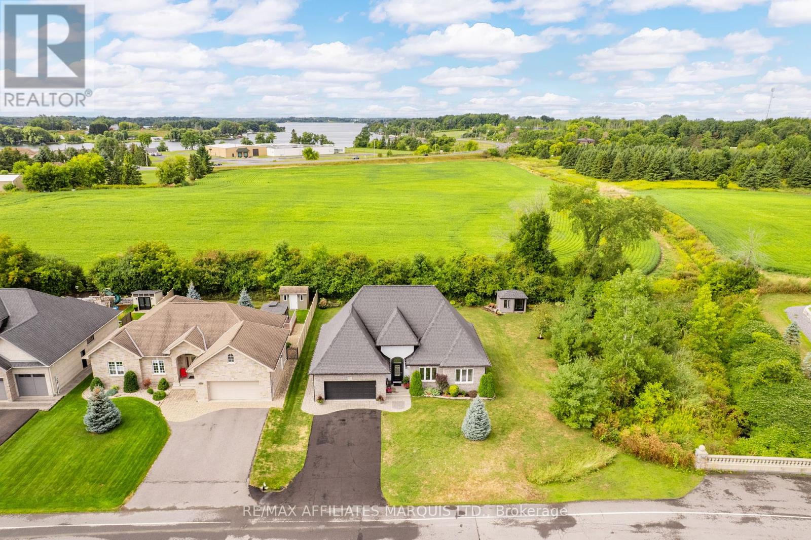 6708 Yacht Boulevard, Cornwall, Ontario  K6H 7N6 - Photo 44 - X12373335