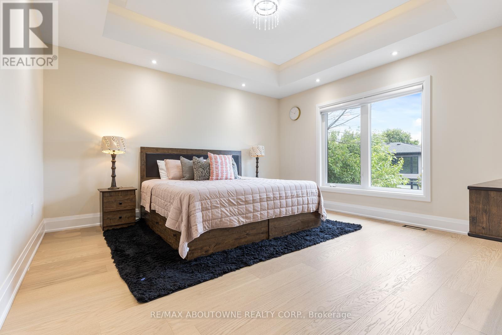 428 Third Line, Oakville, Ontario  L6L 4A5 - Photo 21 - W12366411