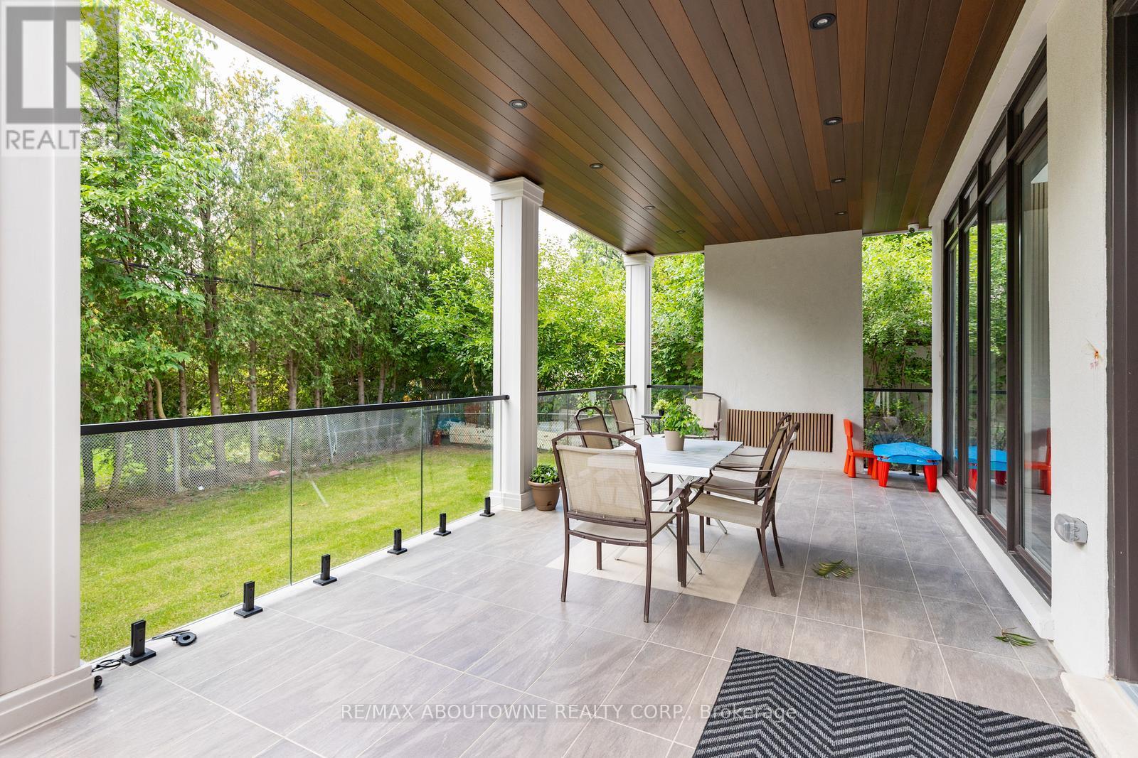 428 Third Line, Oakville, Ontario  L6L 4A5 - Photo 40 - W12366411
