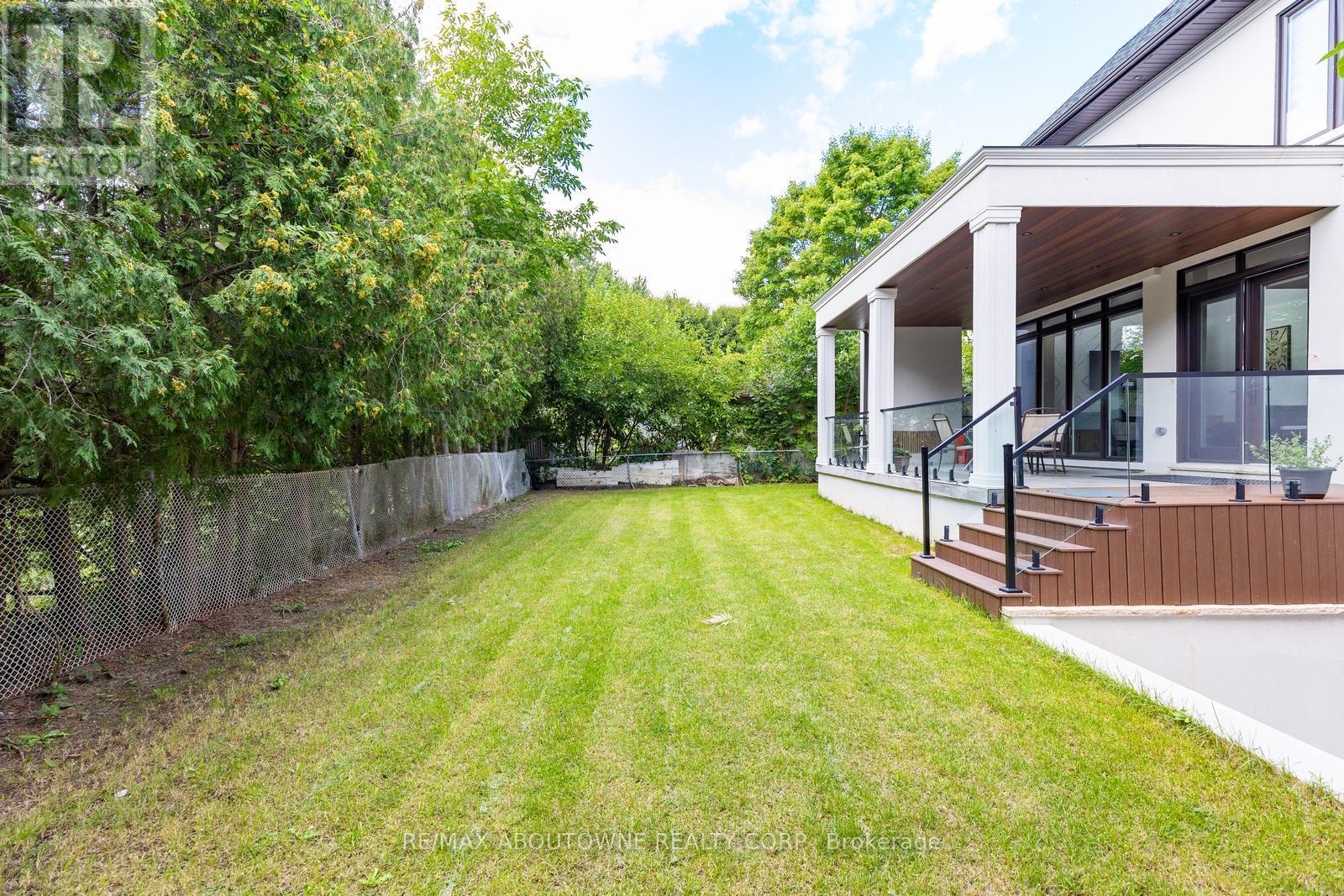 428 Third Line, Oakville, Ontario  L6L 4A5 - Photo 43 - W12366411