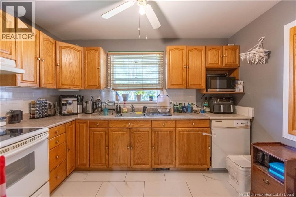 705 Montgomery Avenue, Riverview, New Brunswick  E4L 2A4 - Photo 10 - NB125808