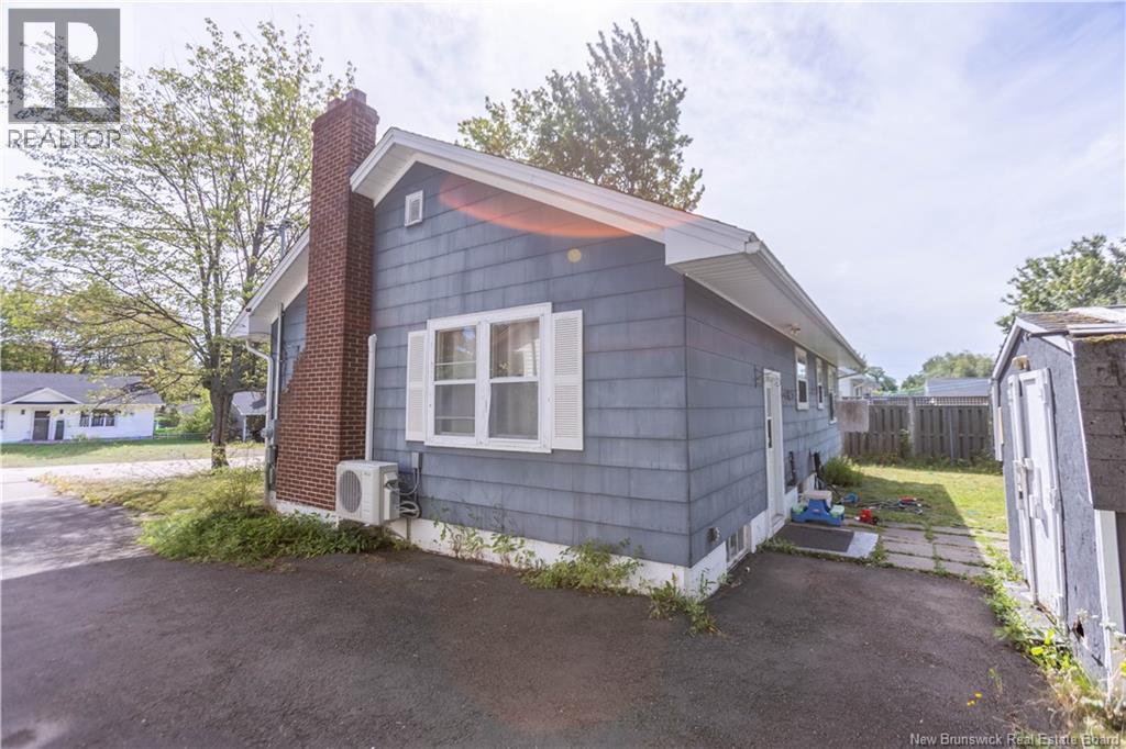 705 Montgomery Avenue, Riverview, New Brunswick  E4L 2A4 - Photo 4 - NB125808