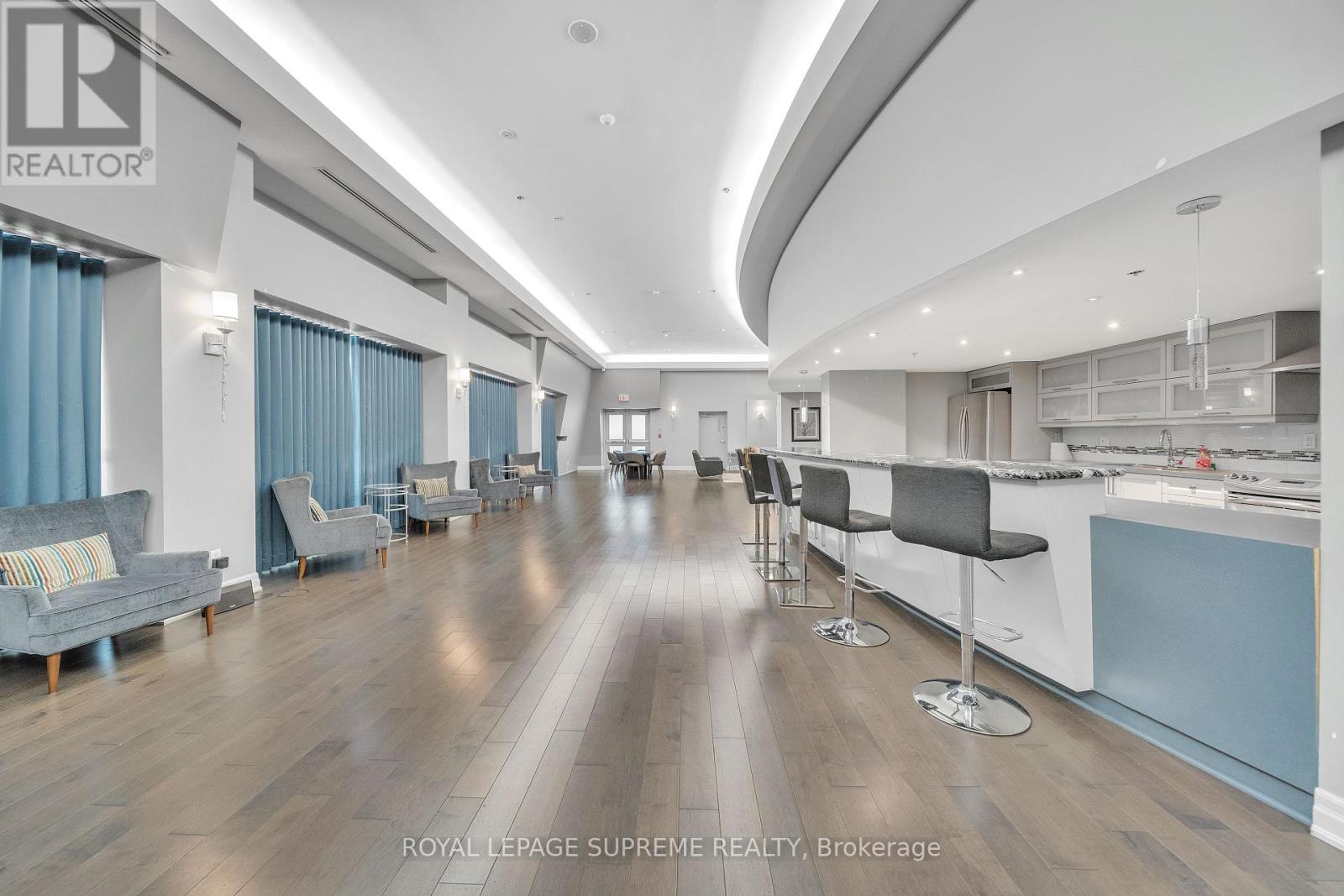 416 - 550 Queens Quay W, Toronto, Ontario  M5V 3M8 - Photo 10 - C12373348