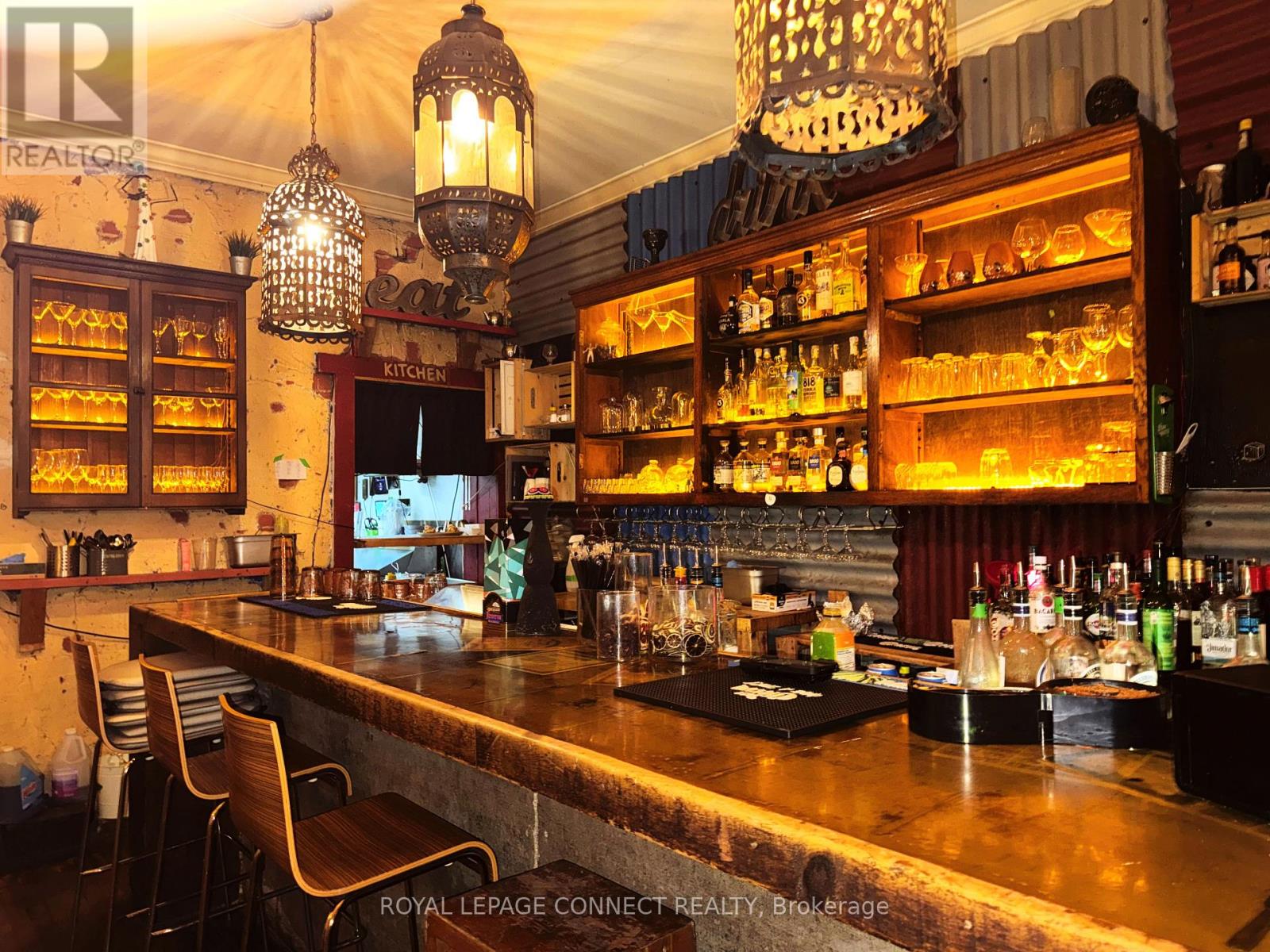 942 Queen Street W, Toronto, Ontario M6J 1G8 - Photo 20 - C12373356