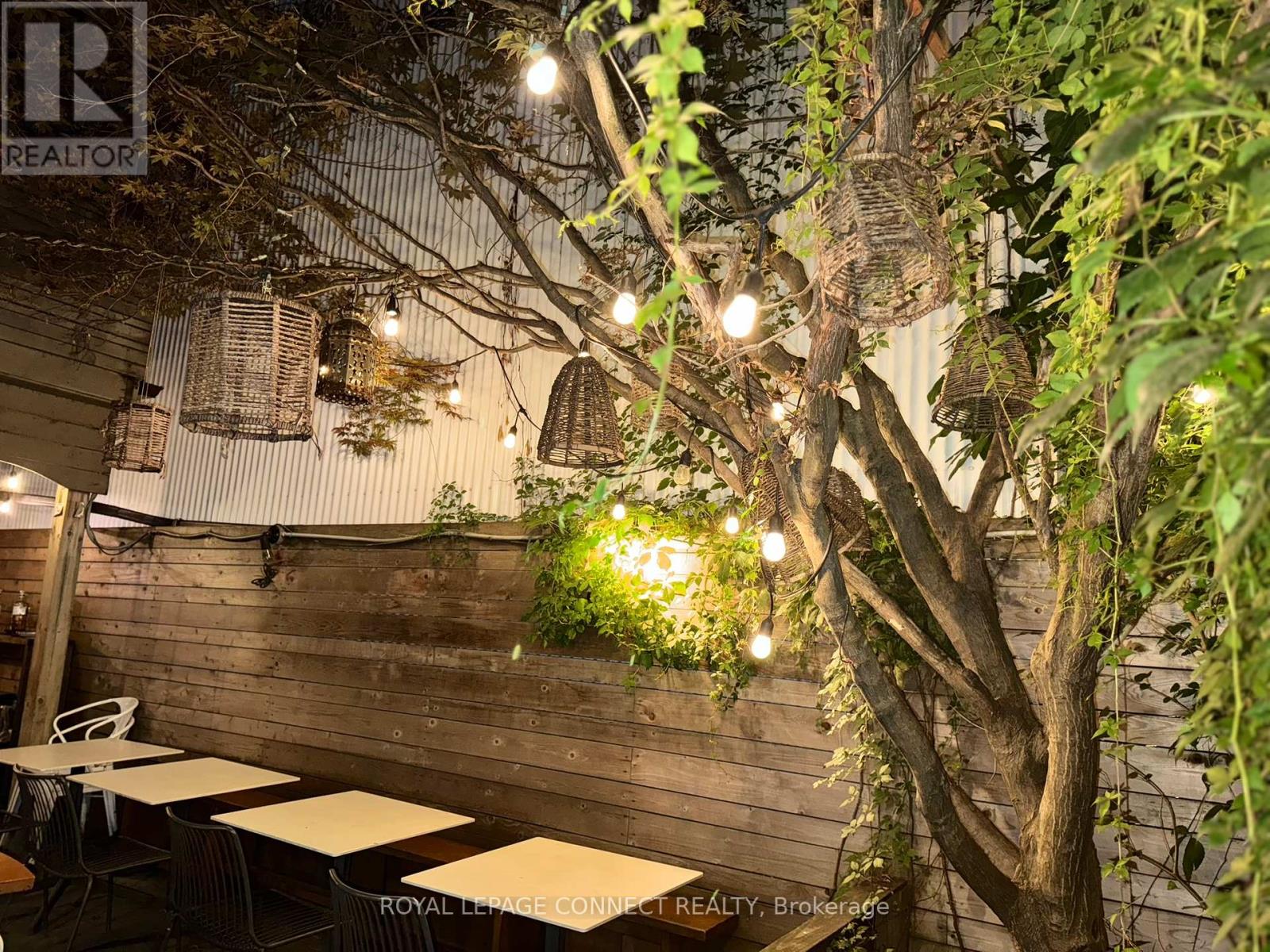 942 Queen Street W, Toronto, Ontario M6J 1G8 - Photo 22 - C12373356