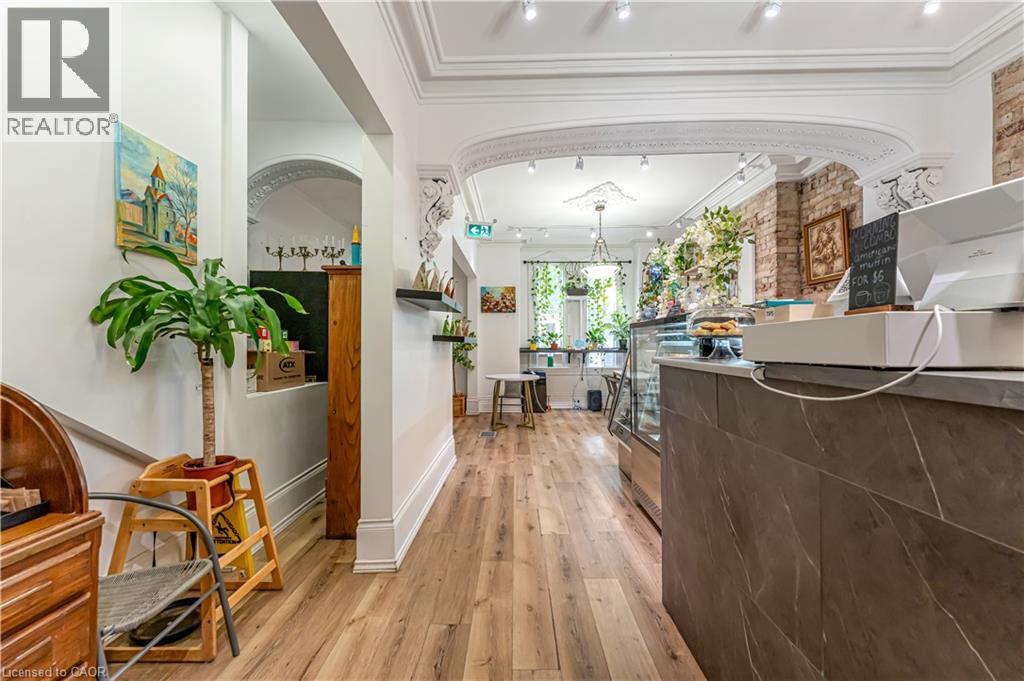 290 Gerrard Street E, Toronto, Ontario  M5A 2G4 - Photo 8 - 40765037