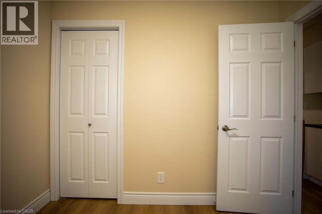11 Robins Avenue, Hamilton, Ontario  L8H 4M5 - Photo 15 - 40764164
