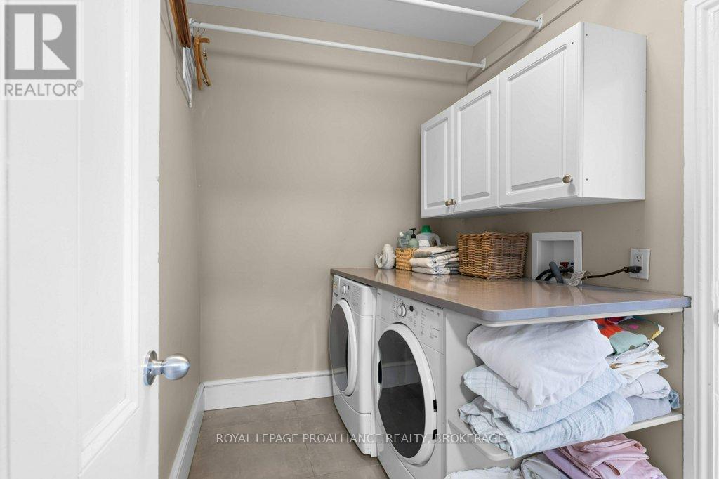 28 Wellington Street, Kingston, Ontario  K7L 3C1 - Photo 41 - X12373455