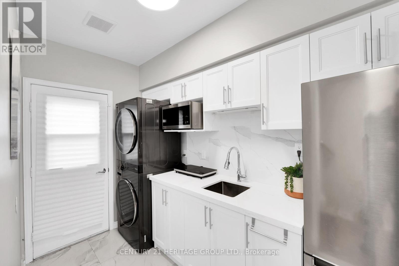 514 Keith Avenue, Newmarket, Ontario  L3X 1V4 - Photo 33 - N12373353