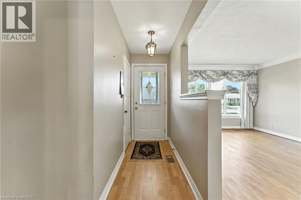 50 Collingdon Drive, Brantford, Ontario  N3S 3E2 - Photo 5 - 40763493
