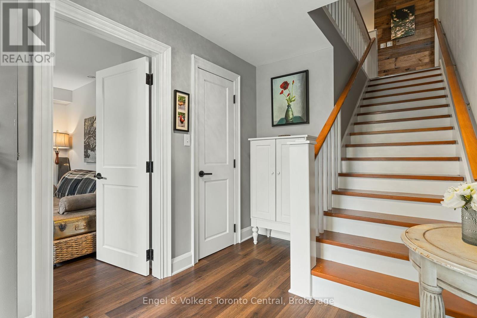 215588 Concession 4, Chatsworth, Ontario  N0H 2V0 - Photo 10 - X12208304