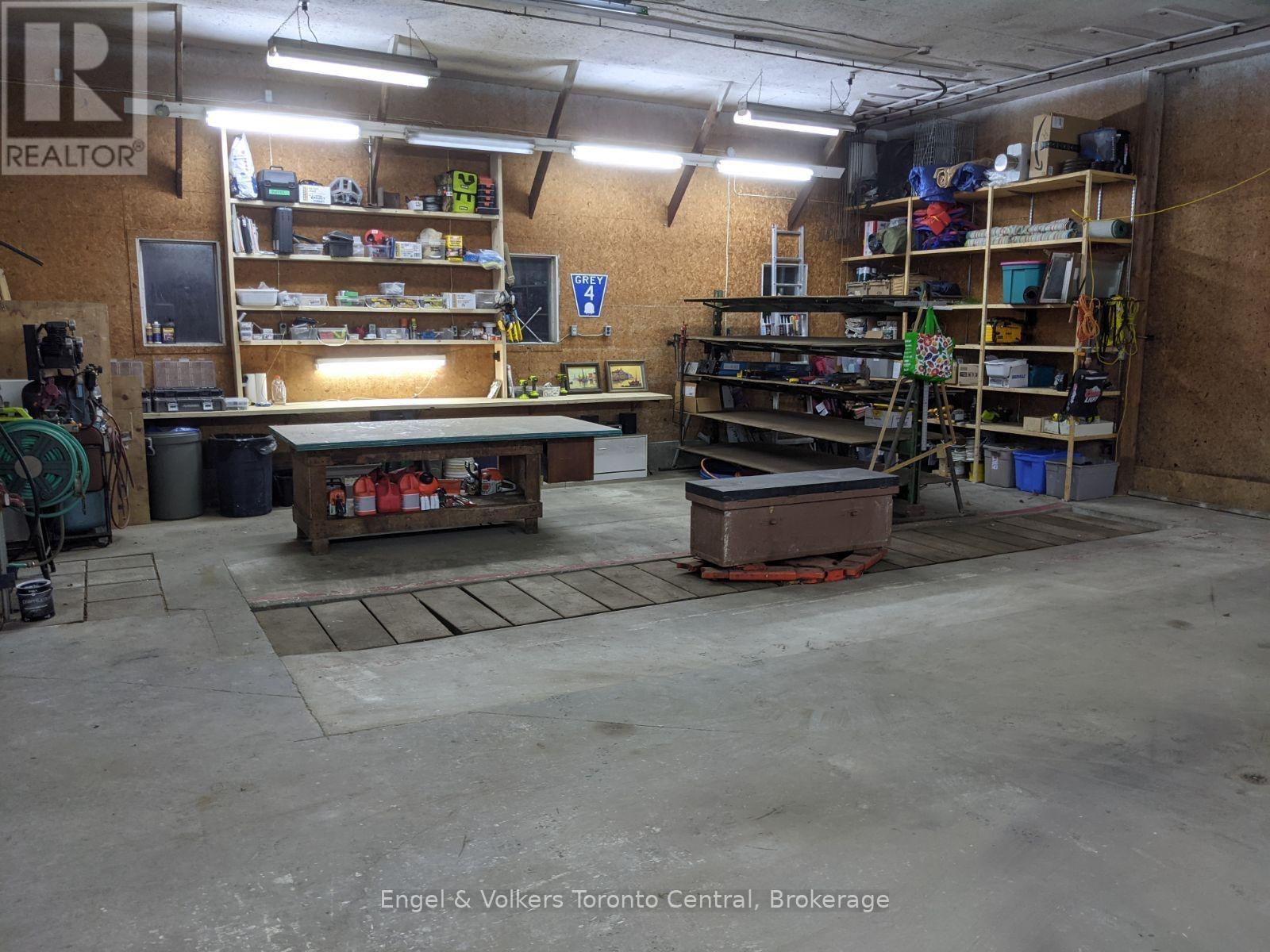 215588 Concession 4, Chatsworth, Ontario  N0H 2V0 - Photo 33 - X12208304