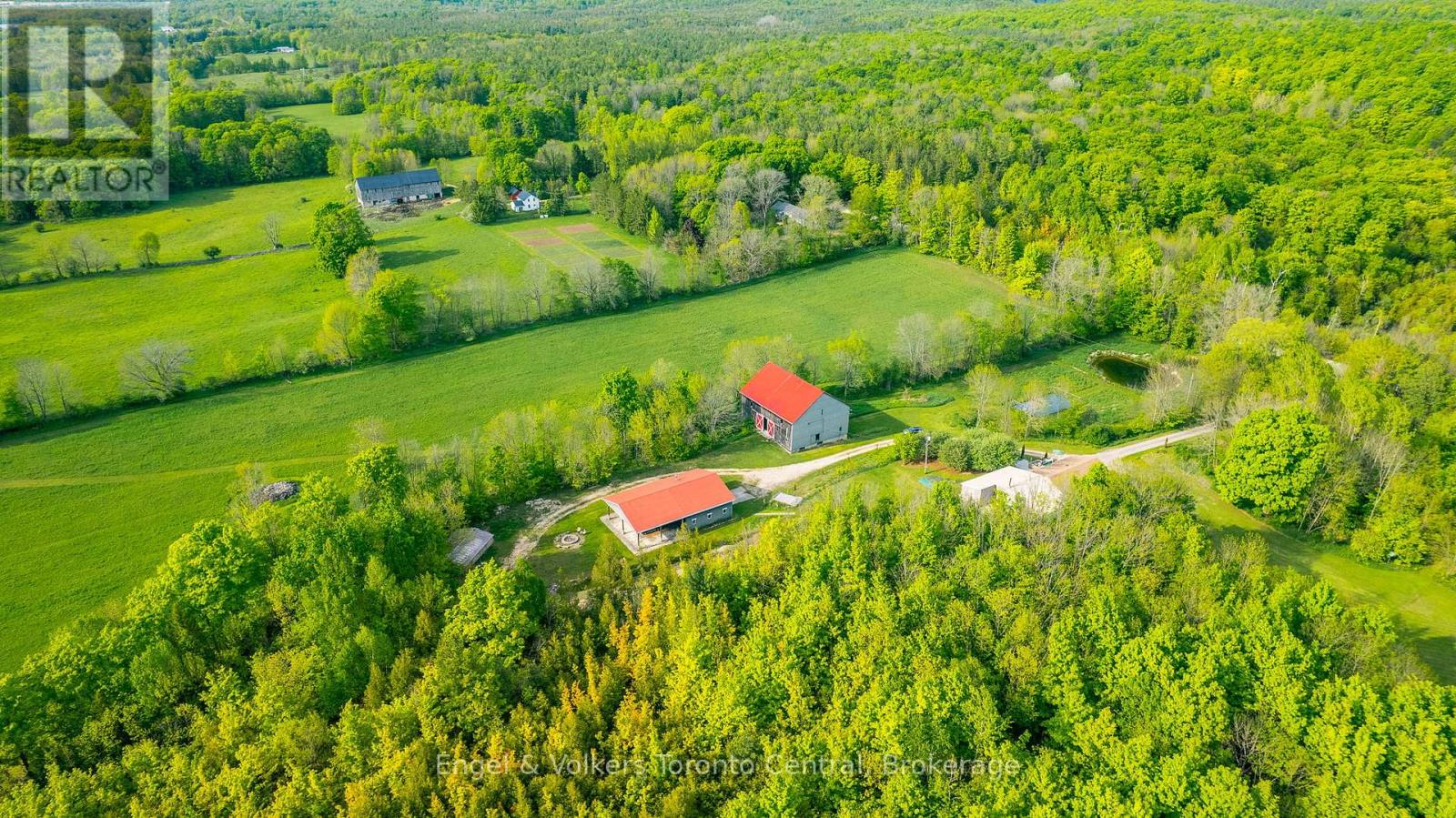 215588 Concession 4, Chatsworth, Ontario  N0H 2V0 - Photo 7 - X12208304
