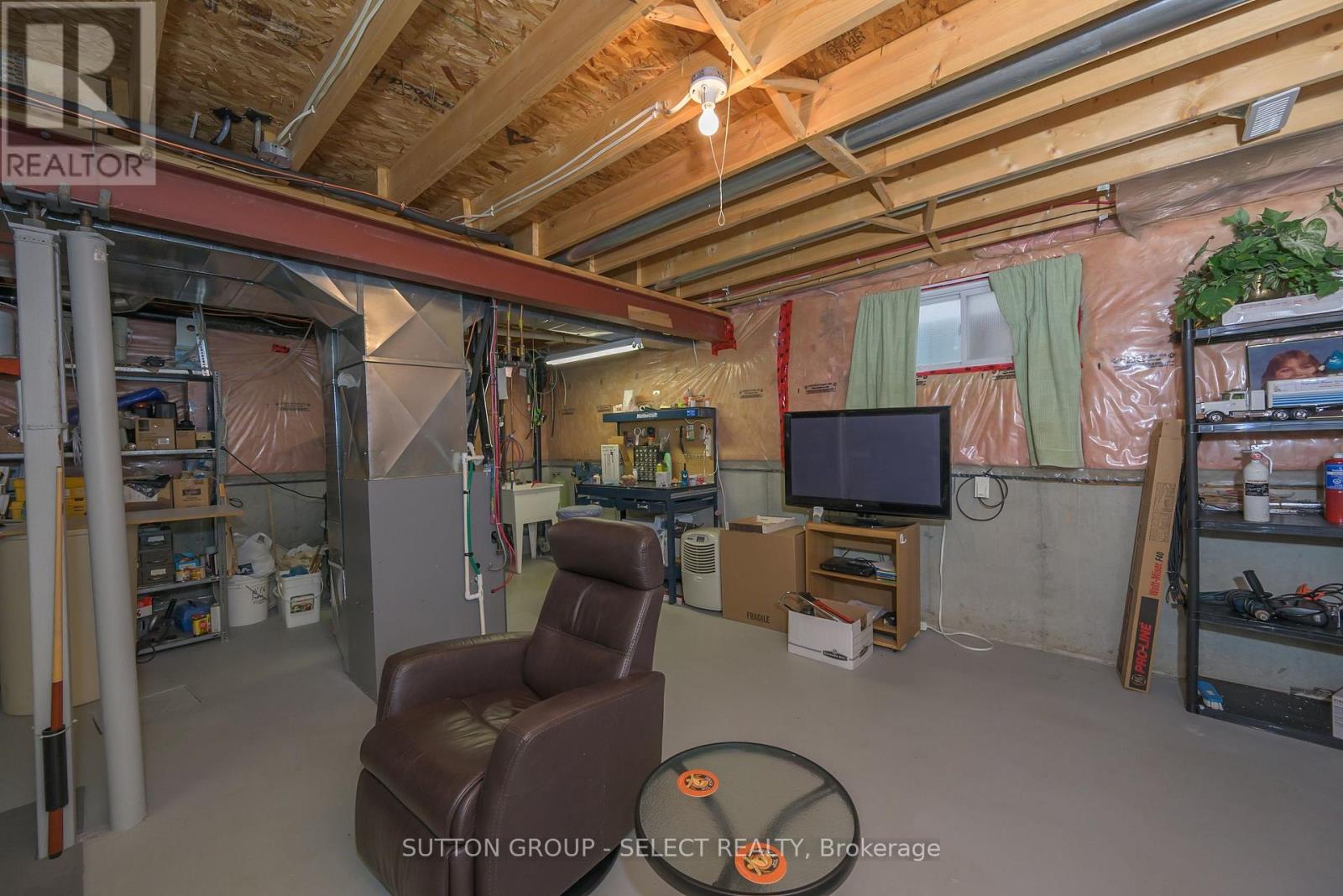 2462 Asima Drive, London South, Ontario  N6M 0B3 - Photo 38 - X12373420