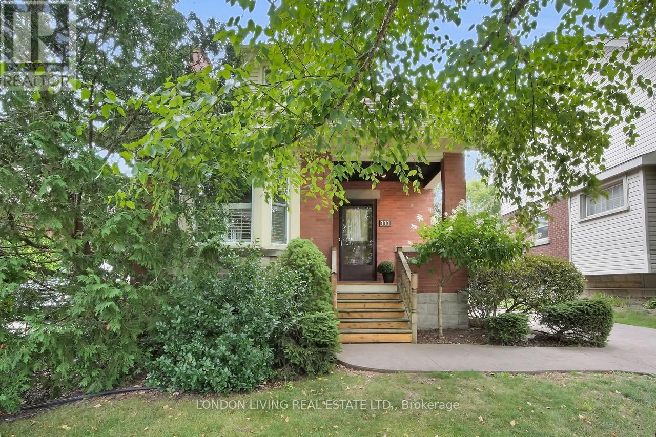 111 Garfield Avenue, London South, Ontario  N6C 2B7 - Photo 7 - X12373466