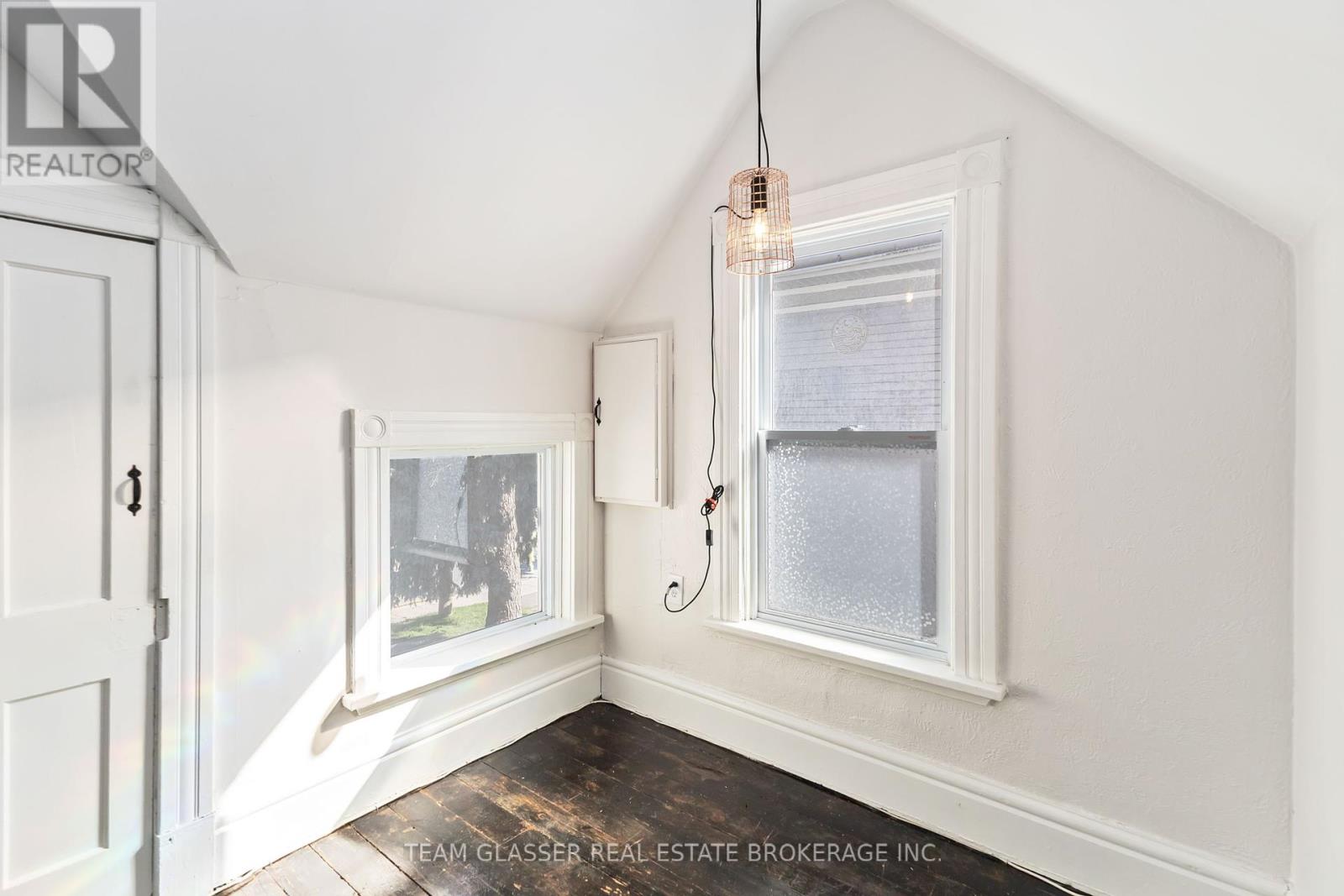 64 Stanley Street, London South, Ontario  N6C 1B1 - Photo 25 - X12373480