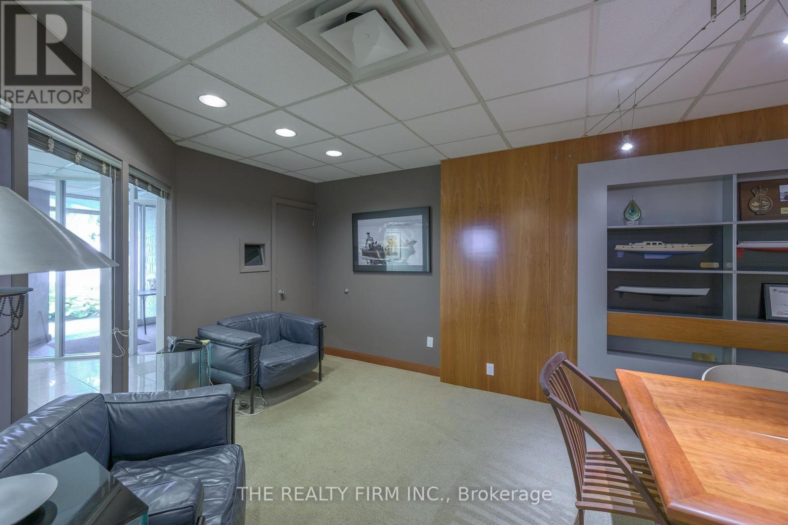 11 Barrie Boulevard, St. Thomas, Ontario  N5P 4B9 - Photo 19 - X12373541