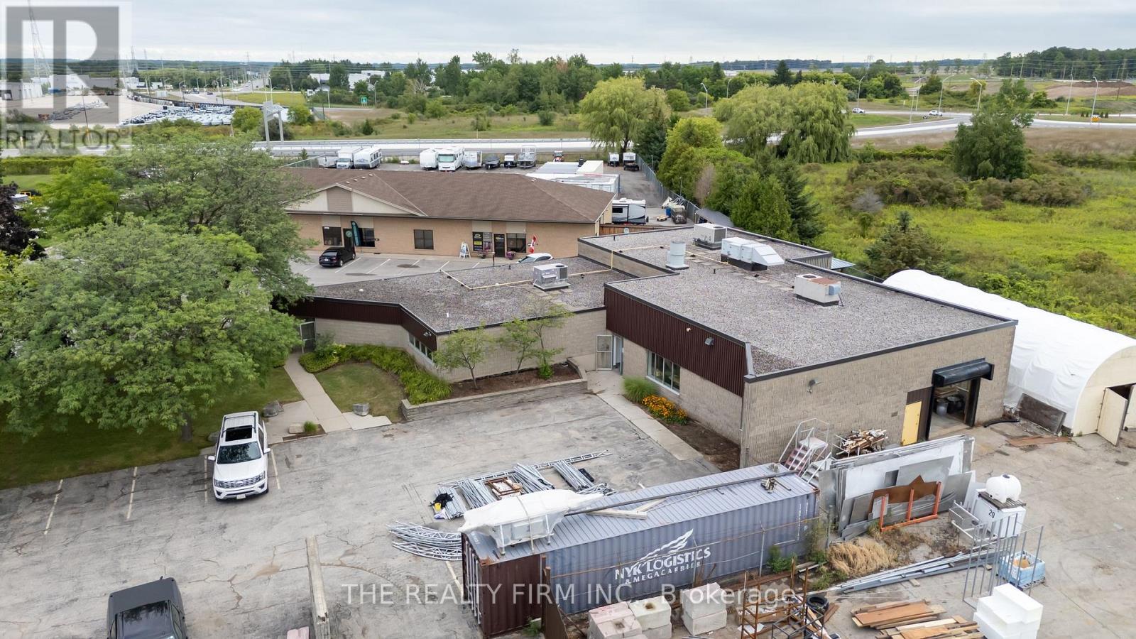 11 Barrie Boulevard, St. Thomas, Ontario  N5P 4B9 - Photo 9 - X12373541