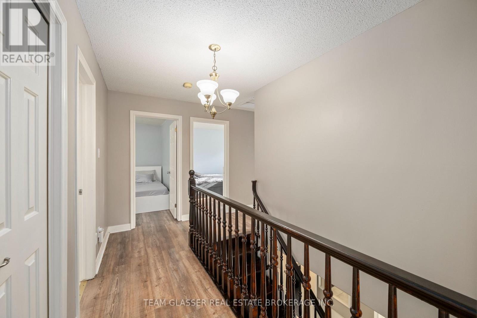 86 Jennifer Gardens, London North, Ontario  N5X 3K3 - Photo 25 - X12373542