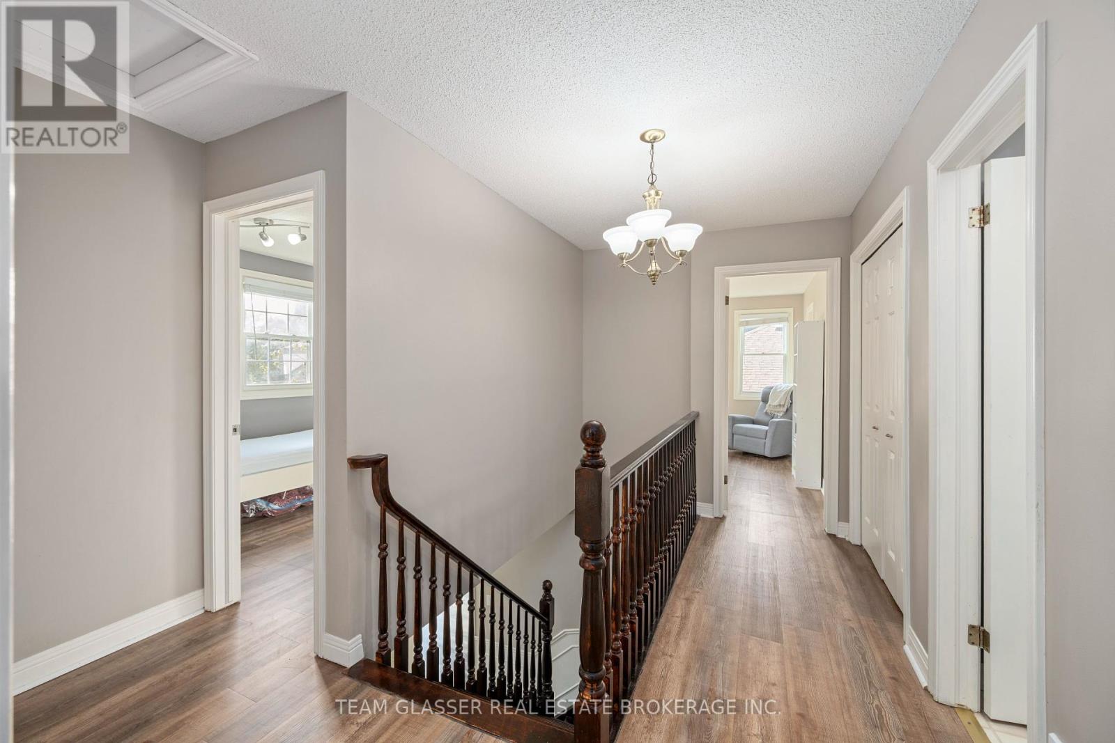 86 Jennifer Gardens, London North, Ontario  N5X 3K3 - Photo 26 - X12373542